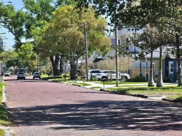 819 W PLYMOUTH STREET, Tampa, FL 33603