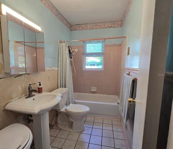 819 W PLYMOUTH STREET, Tampa, FL 33603