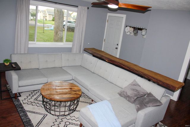 26170 Lake Drive, Elkhart, IN 46514