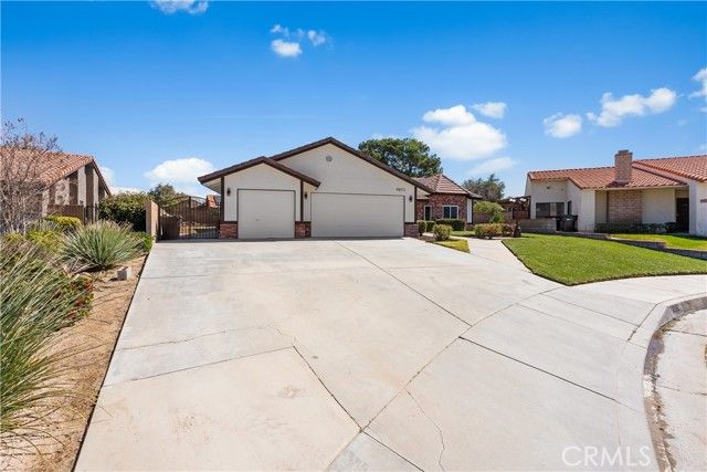 43012 Montemarte Court, Lancaster, CA 93536