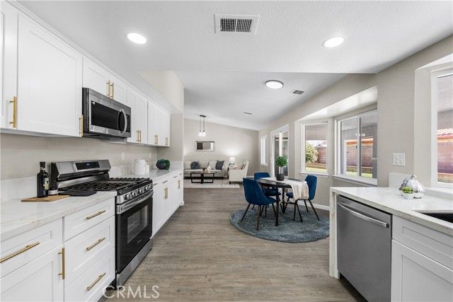43012 Montemarte Court, Lancaster, CA 93536