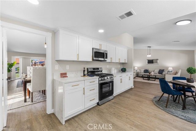 43012 Montemarte Court, Lancaster, CA 93536