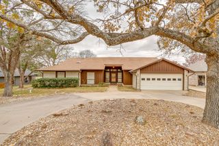 6206 Sonora Drive, De Cordova, TX 76049