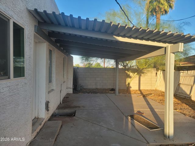 2102 N 26TH Place, Phoenix, AZ 85008