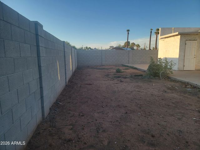 2102 N 26TH Place, Phoenix, AZ 85008