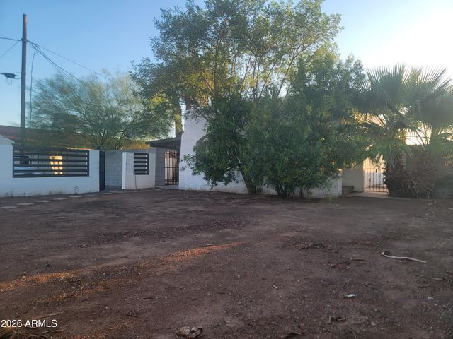 2102 N 26TH Place, Phoenix, AZ 85008