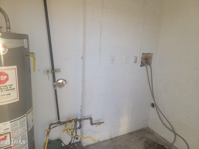 2102 N 26TH Place, Phoenix, AZ 85008