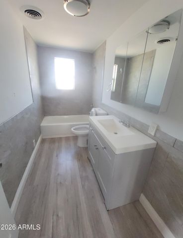 2102 N 26TH Place, Phoenix, AZ 85008