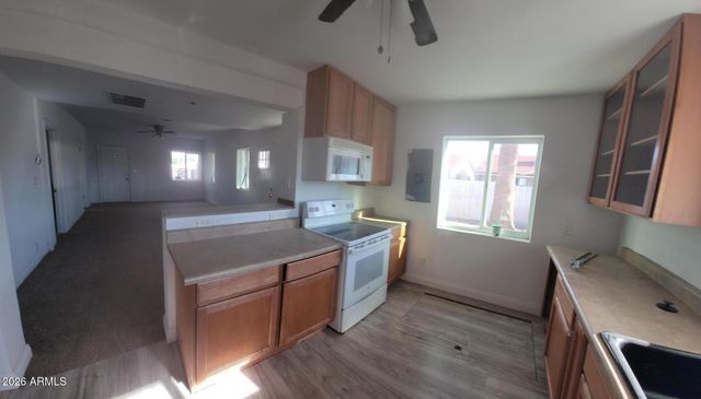 2102 N 26TH Place, Phoenix, AZ 85008
