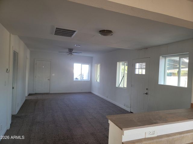 2102 N 26TH Place, Phoenix, AZ 85008