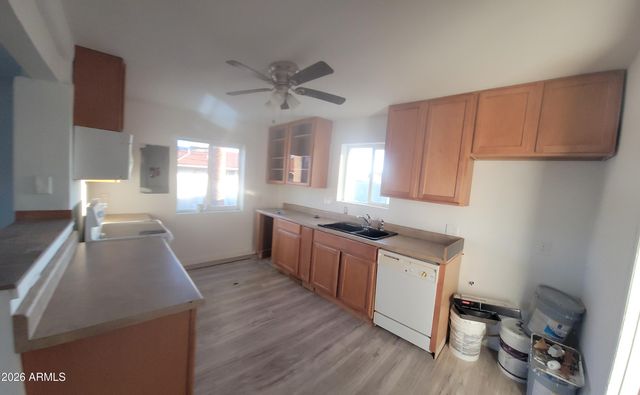 2102 N 26TH Place, Phoenix, AZ 85008
