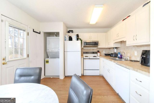 2165 Milledge Avenue E7, Athens, GA 30605