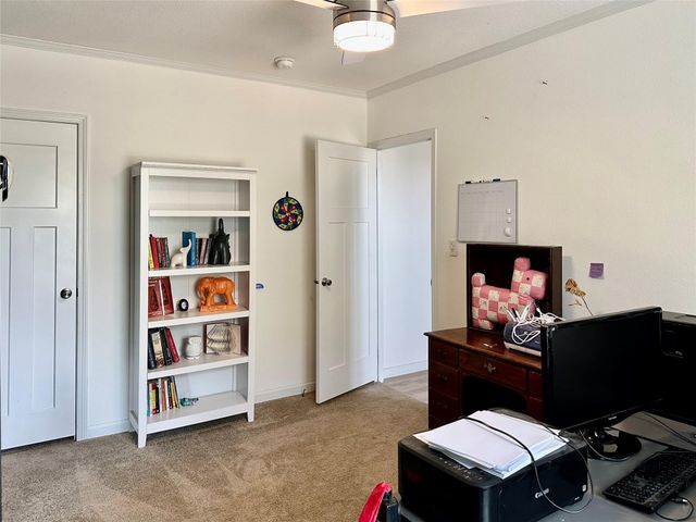 1021 Lewis LN, Harwood, TX 78632