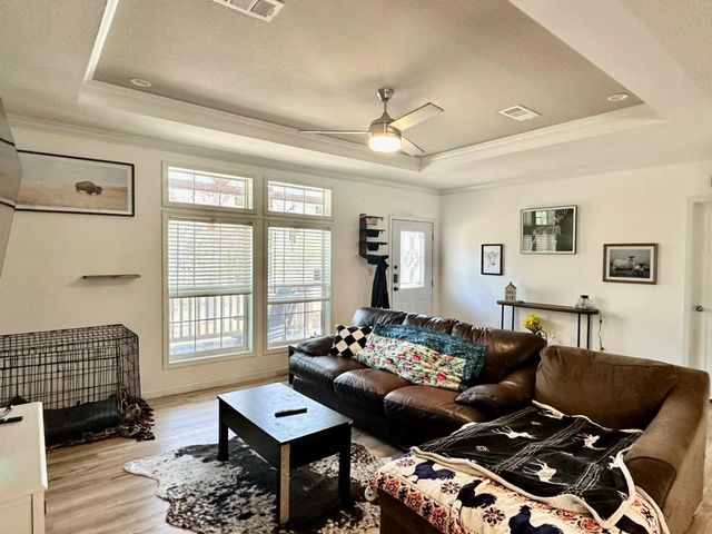 1021 Lewis LN, Harwood, TX 78632