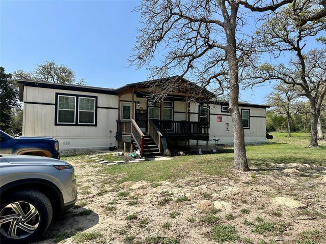 1021 Lewis LN, Harwood, TX 78632