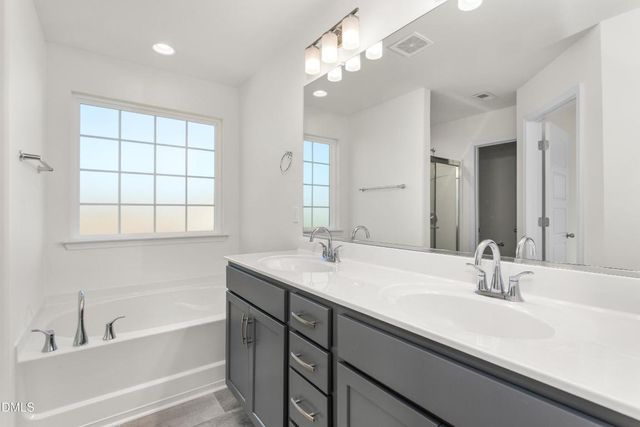 238 Plains Drive 313, Burlington, NC 27217