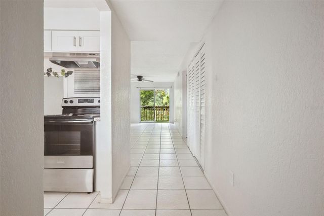 2856 N POWERS DRIVE 115, Orlando, FL 32818