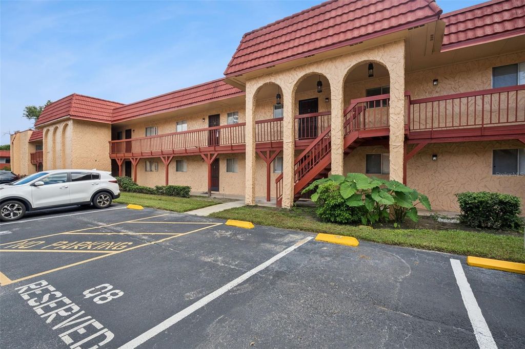 Image 2 of property listing at 2856 N POWERS DRIVE 115, Orlando, FL 32818