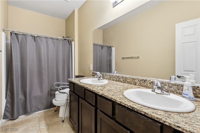 2772 Brinkley Manor Street, Laughlin, NV 89029