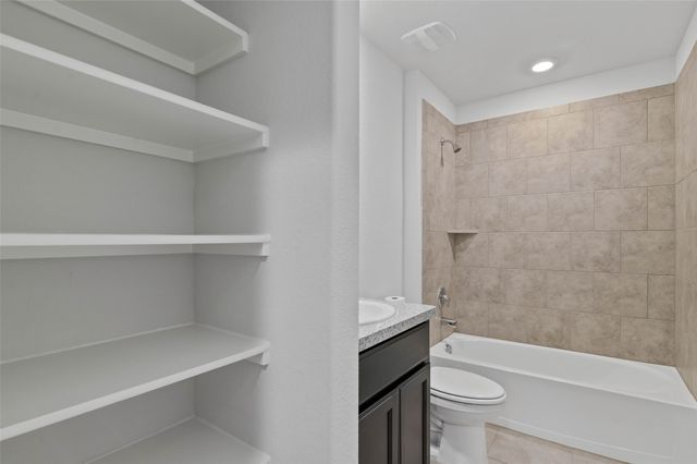 1141 Loomis Trail, Justin, TX 76247