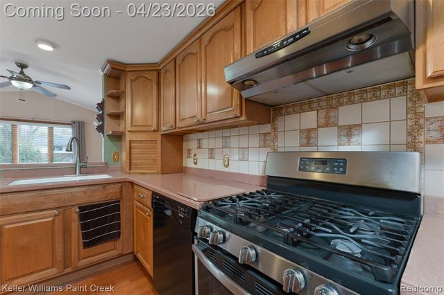 7572 Smale Street, Washington, MI 48094
