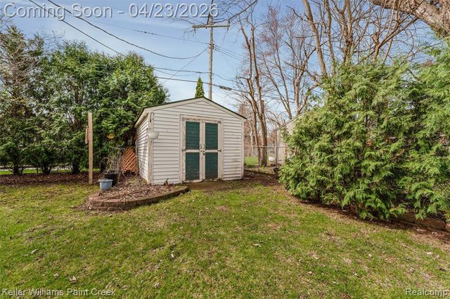 7572 Smale Street, Washington, MI 48094