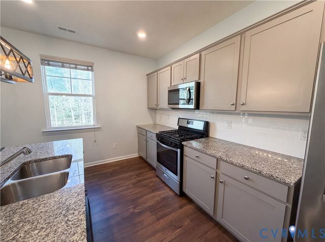 6454 Faulkner Dr, North Chesterfield, VA 23234