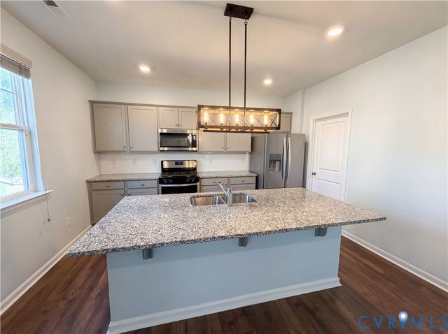 6454 Faulkner Dr, North Chesterfield, VA 23234