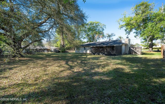 147 KNIGHT BOXX Road, Middleburg, FL 32068