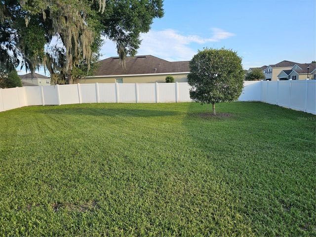9628 TRONCAIS CIRCLE, Thonotosassa, FL 33592