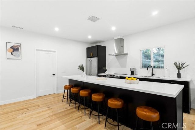 925 E 65th Street, Inglewood, CA 90302