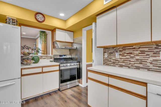 991 Mulberry Place, Toms River, NJ 08753