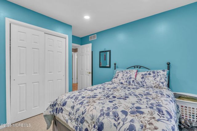 991 Mulberry Place, Toms River, NJ 08753