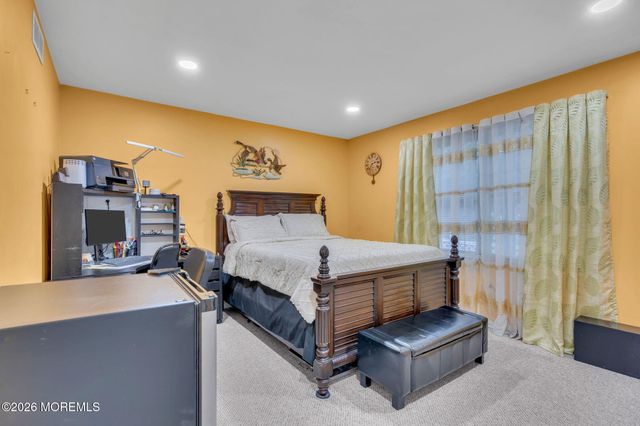 991 Mulberry Place, Toms River, NJ 08753