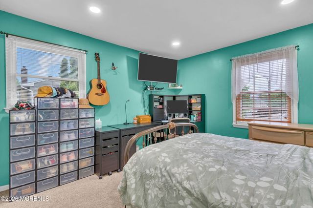 991 Mulberry Place, Toms River, NJ 08753