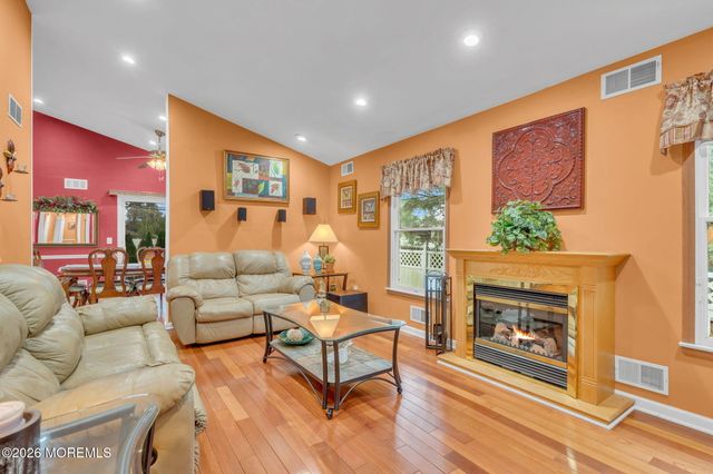 991 Mulberry Place, Toms River, NJ 08753