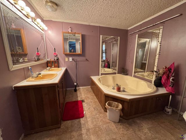 103 Sunnybrook Drive, Perry, GA 31069