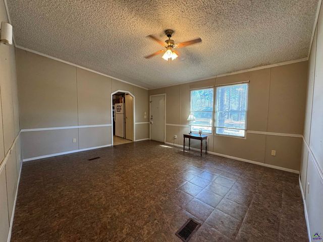 103 Sunnybrook Drive, Perry, GA 31069