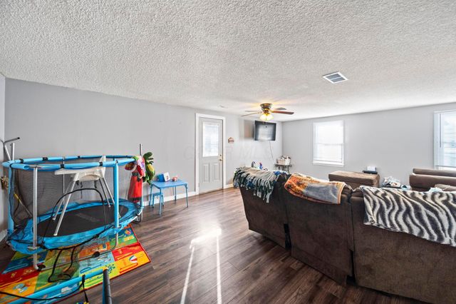 2027 Reese Avenue, Columbus, OH 43207