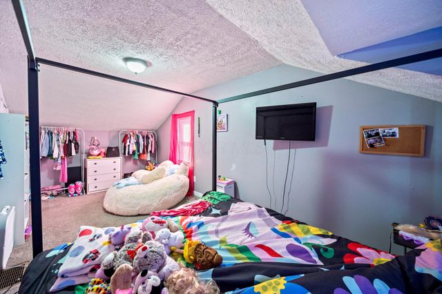 2027 Reese Avenue, Columbus, OH 43207