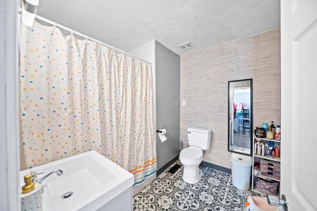 2027 Reese Avenue, Columbus, OH 43207