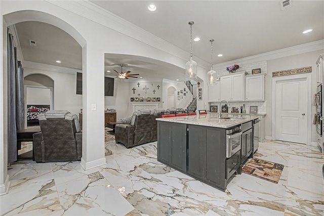 3195 N Blue Star Drive, Fayetteville, AR 72703