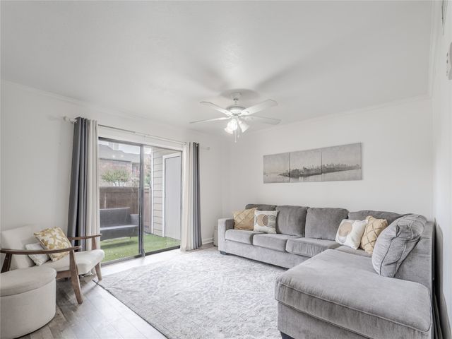 4748 Old Bent Tree Lane 201, Dallas, TX 75287