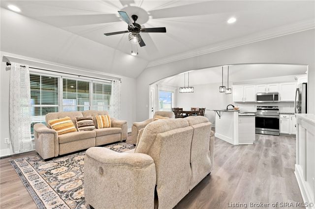 3116 BLUE SKY LOOP, Jeffersonville, IN 47130