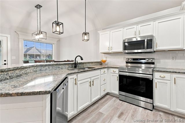 3116 BLUE SKY LOOP, Jeffersonville, IN 47130