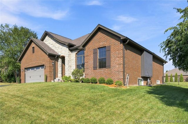 3116 BLUE SKY LOOP, Jeffersonville, IN 47130