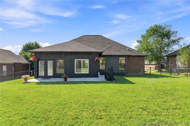 3116 BLUE SKY LOOP, Jeffersonville, IN 47130