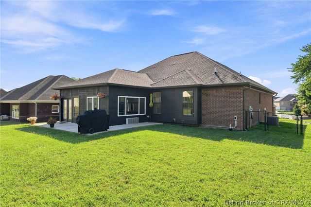 3116 BLUE SKY LOOP, Jeffersonville, IN 47130