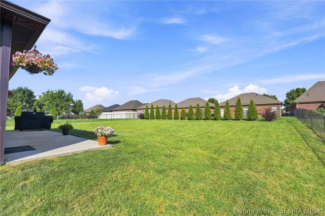 3116 BLUE SKY LOOP, Jeffersonville, IN 47130