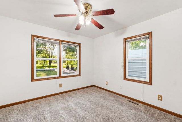 7N079 Tuscola Avenue, St. Charles, IL 60174